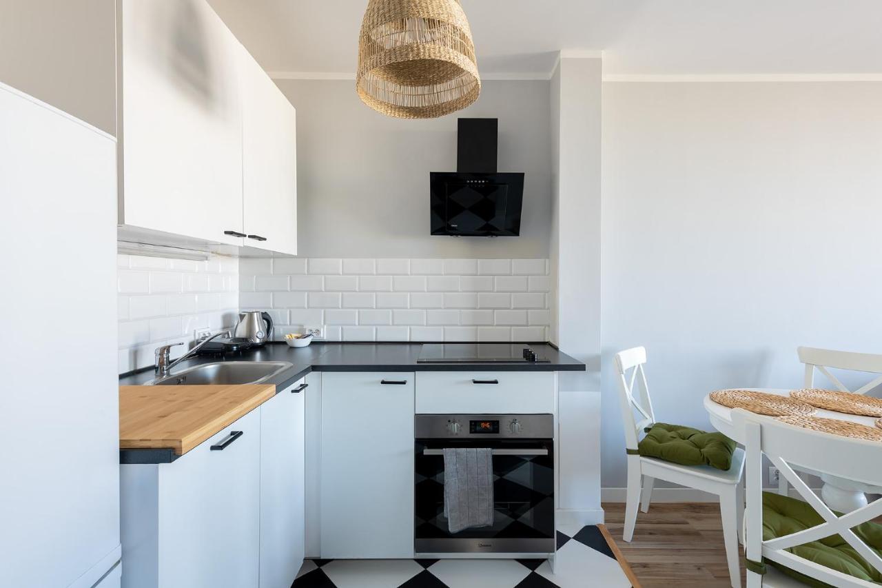 ורשה Maklakiewicza 17 - 700M Od Szpitala Mswia - 4Km Do Lotniska Chopina - Maly Balkon - Piekny Widok Na Centrum Warszawy מראה חיצוני תמונה
